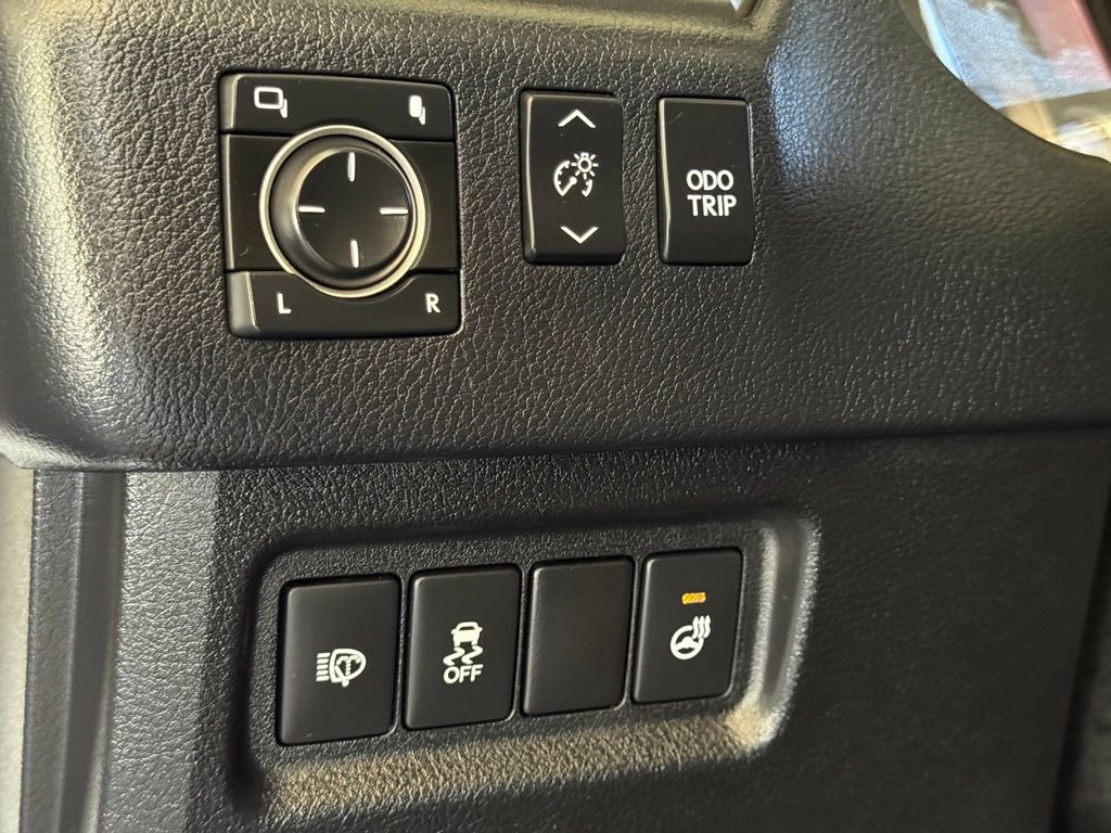 Used 2017 Lexus GX 460 Luxury AWD/4WD image 29