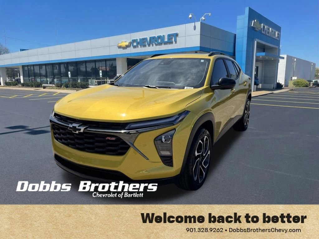 Used 2024 Chevrolet Trax RS w/ Sunroof Package image 3