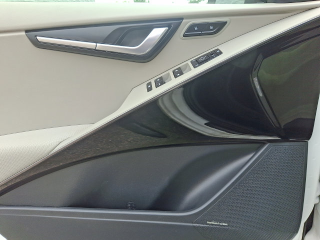 Certified 2023 Kia Niro Wave w/ Wave Preserve Package FWD image 14