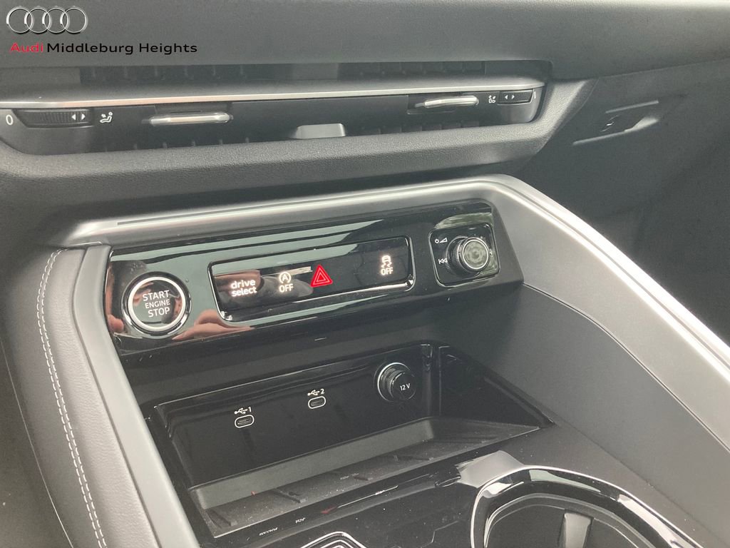 New 2025 Audi Q5 Premium Plus image 38