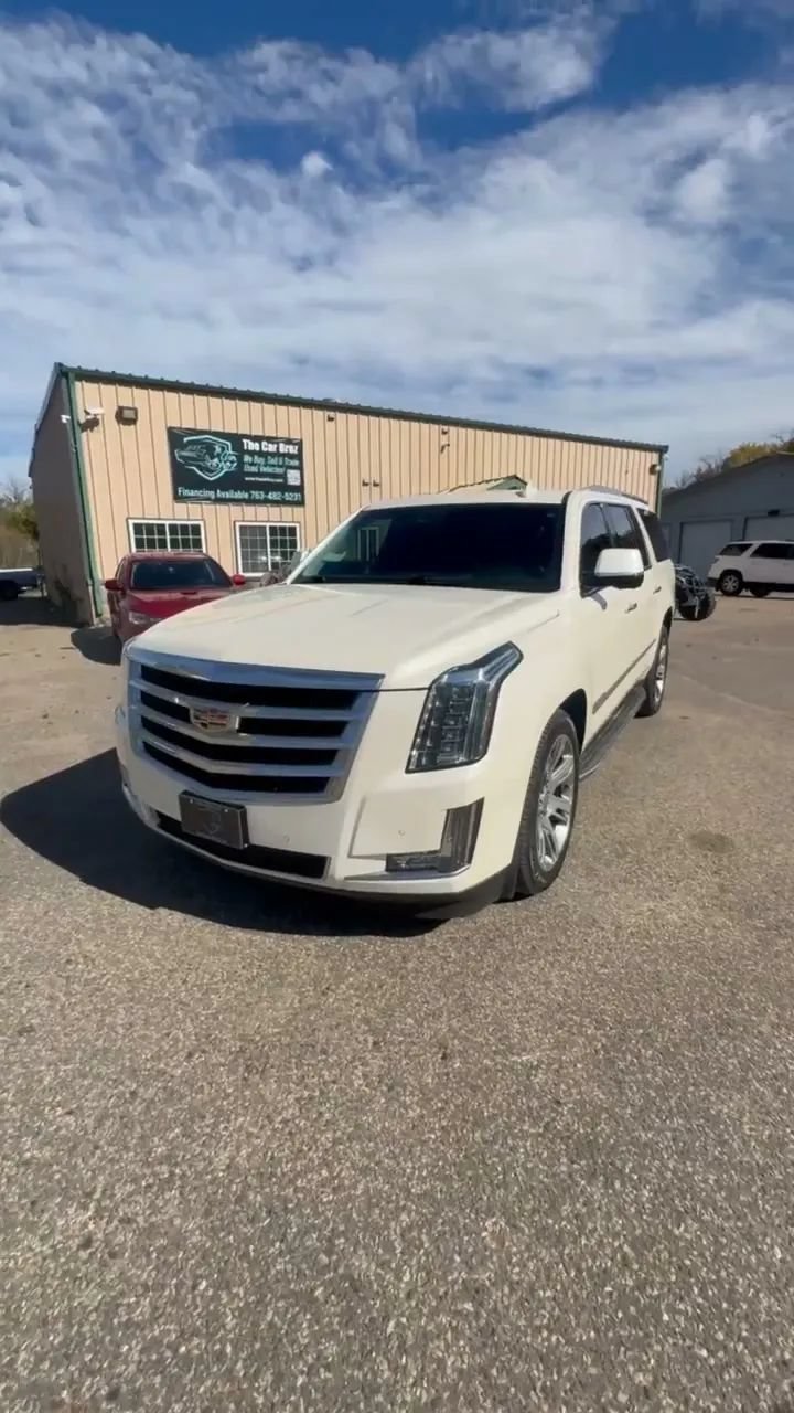 Used 2015 Cadillac Escalade ESV Luxury AWD/4WD image 54