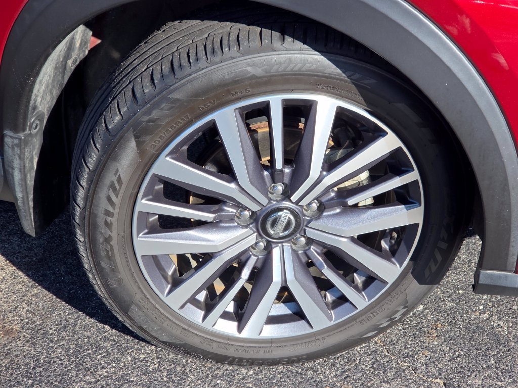 Used 2021 Nissan Kicks SR w/ SR Premium Package FWD image 16