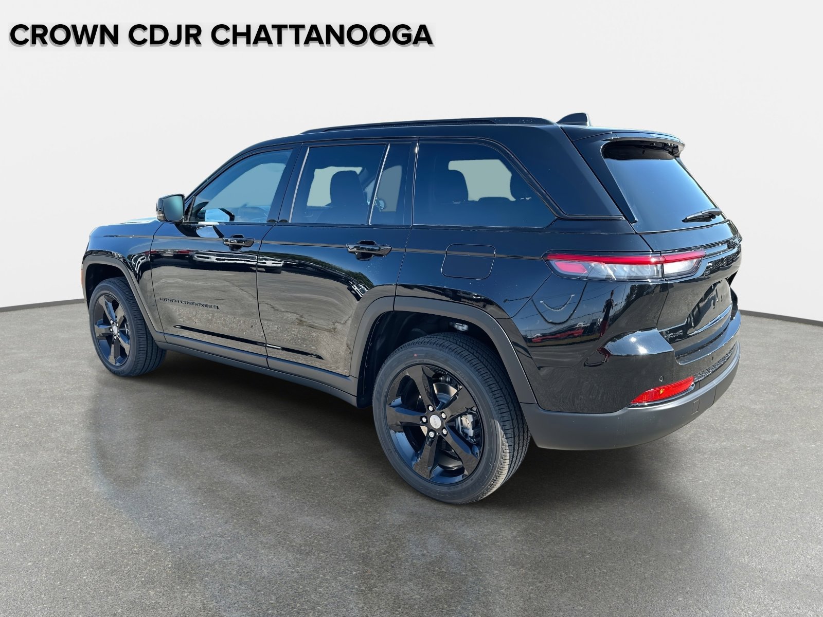New 2025 Jeep Grand Cherokee Altitude AWD/4WD image 6