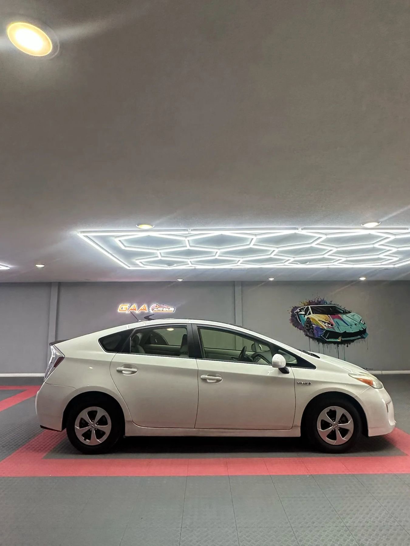 Used 2013 Toyota Prius Three w/ Solar Roof Pkg image 7