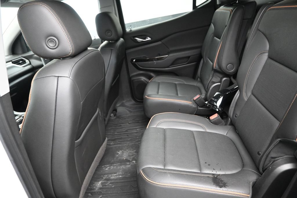 Used 2023 GMC Acadia AT4 w/ Technology Package AWD/4WD image 14