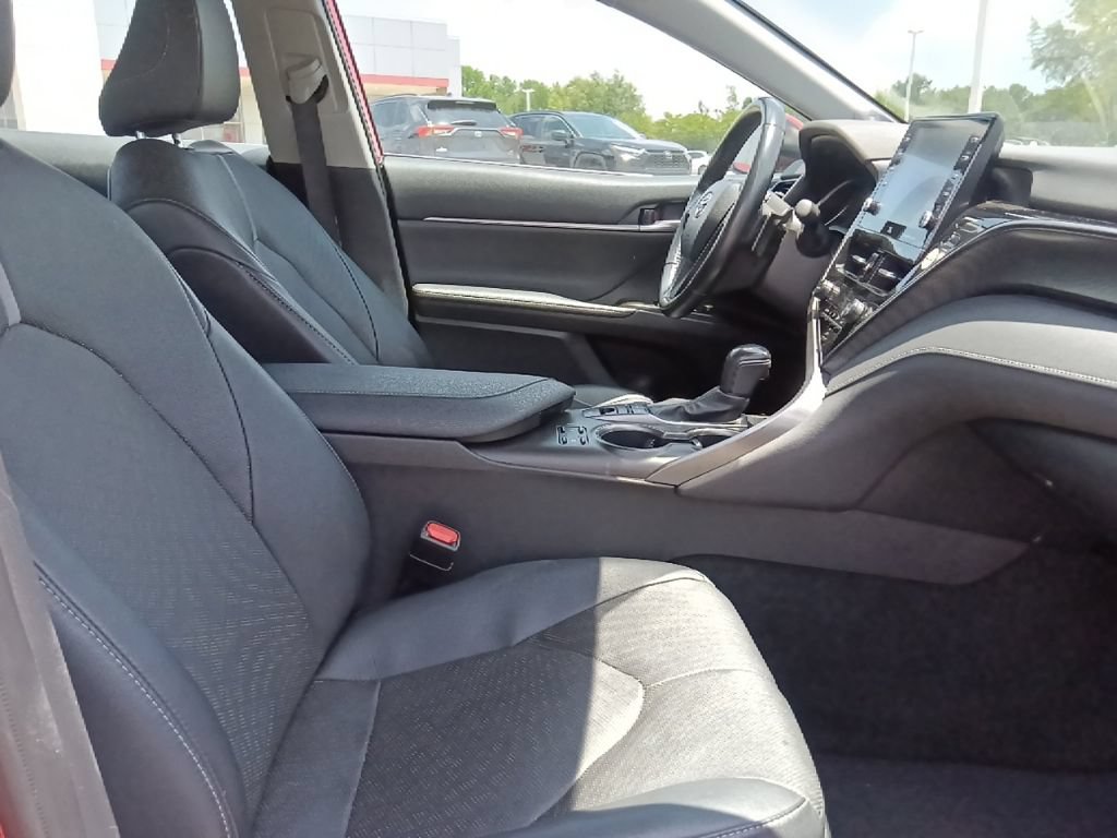 Used 2024 Toyota Camry XSE w/ Navigation Package FWD image 31