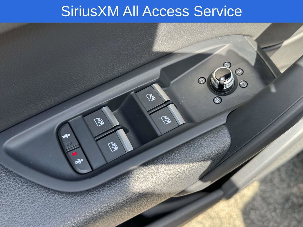 Used 2020 Audi Q5 2.0T Premium w/ Convenience Package image 16