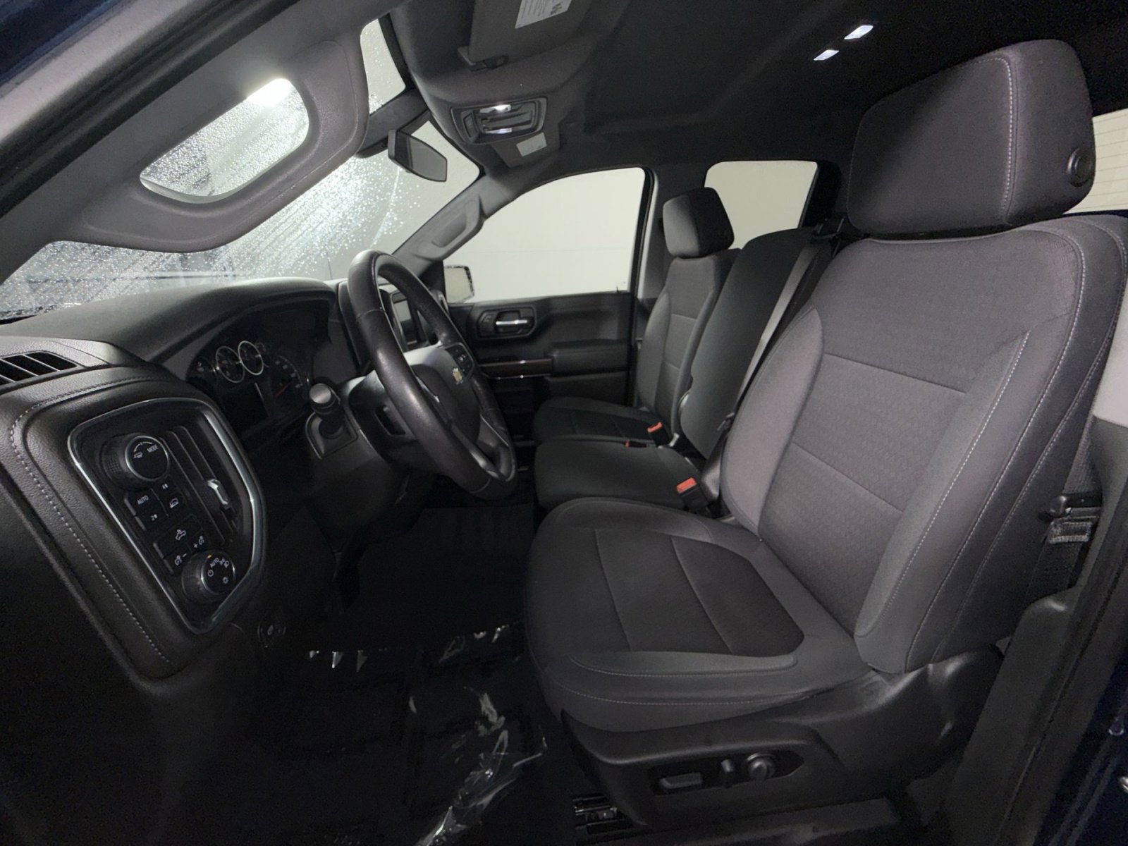 Used 2022 Chevrolet Silverado 1500 LT AWD/4WD image 13
