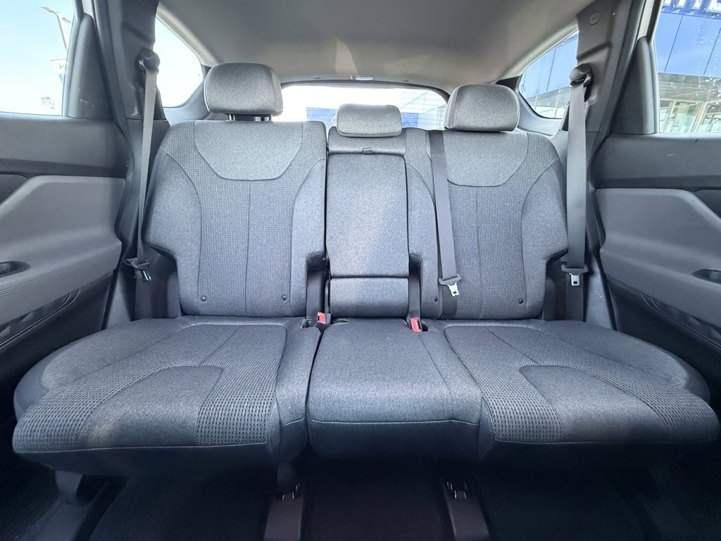 Used 2020 Hyundai Santa Fe SE w/ Cargo Package image 29