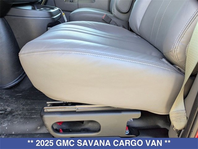New 2025 GMC Savana 3500 image 13