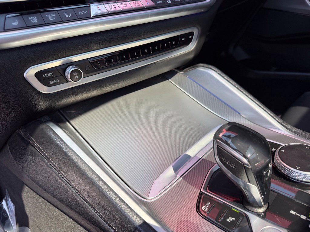Used 2021 BMW X6 sDrive40i w/ M Sport Package RWD image 24
