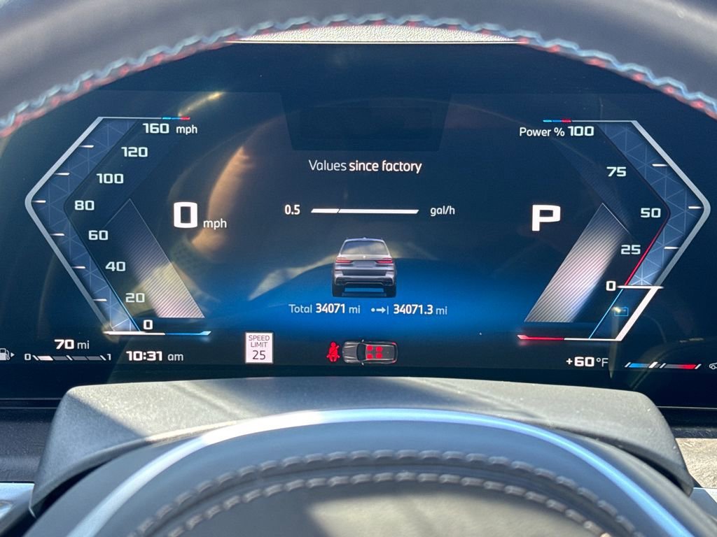 Used 2025 BMW X7 M60i AWD/4WD image 23