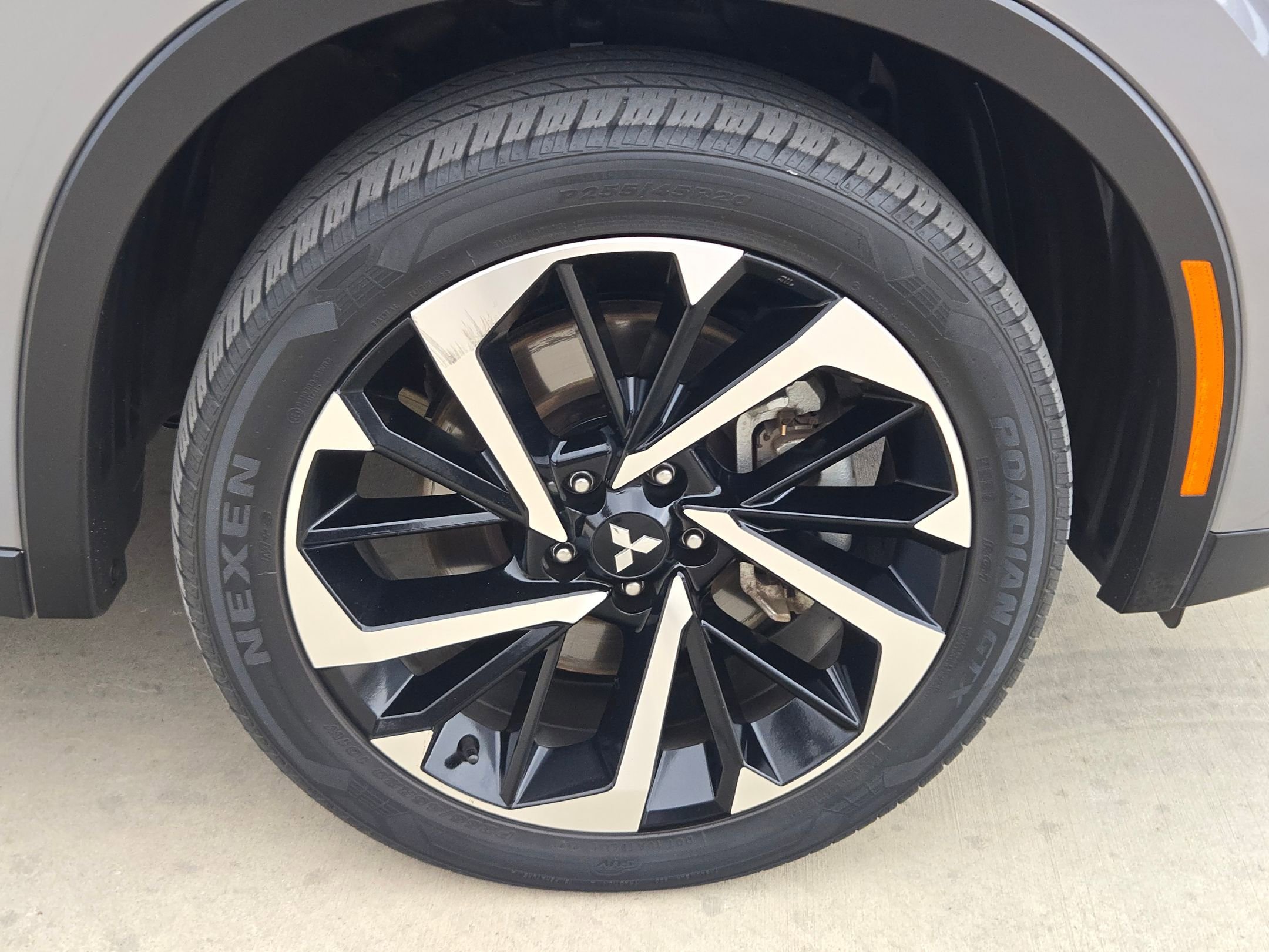 Used 2022 Mitsubishi Outlander SE image 33