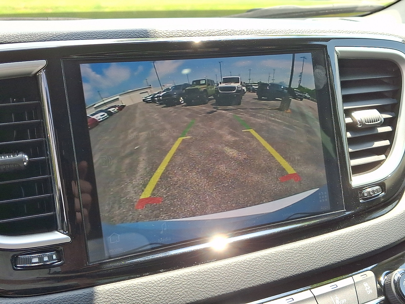 Used 2024 Chrysler Pacifica Touring-L FWD image 26