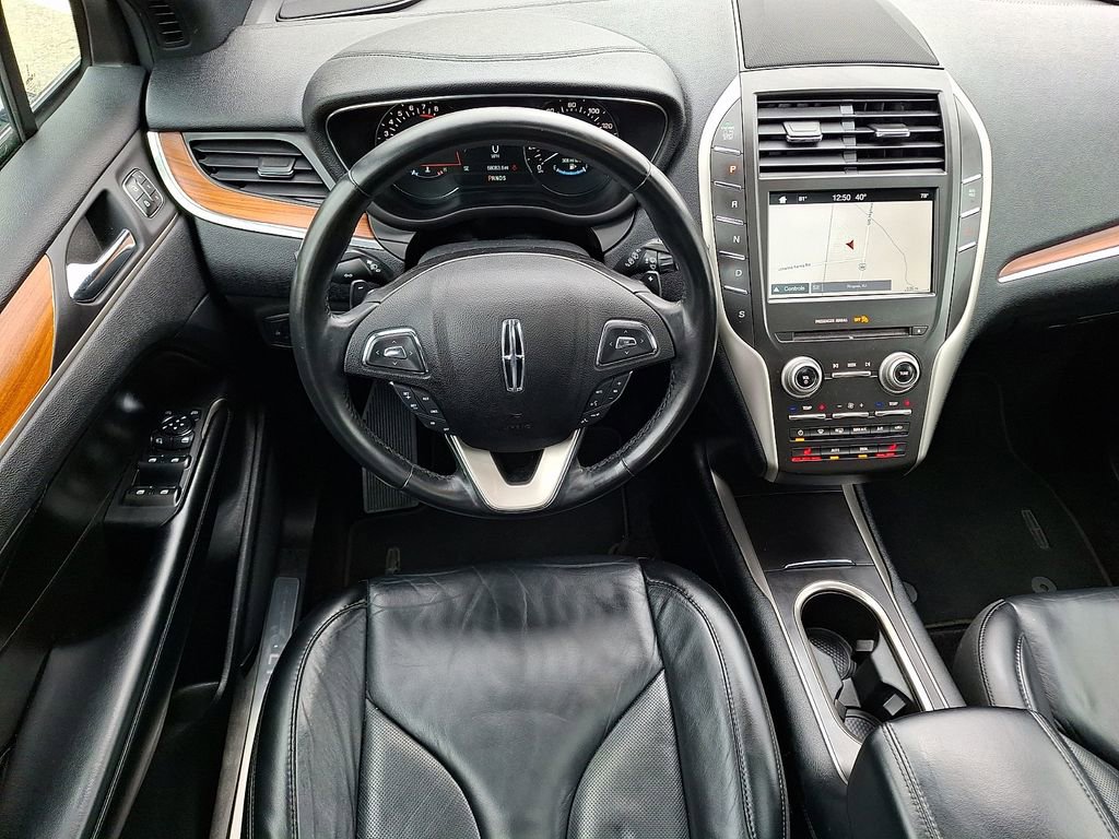 Used 2017 Lincoln MKC Select w/ Select Plus Package image 2