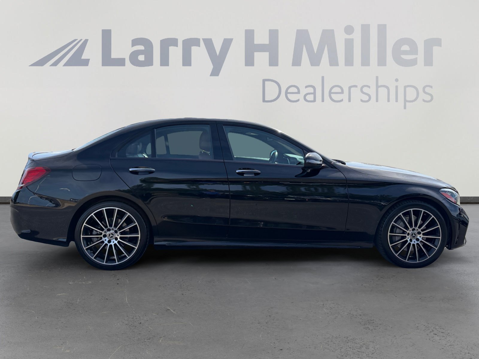 Used 2020 Mercedes-Benz C 300 4MATIC Sedan image 6