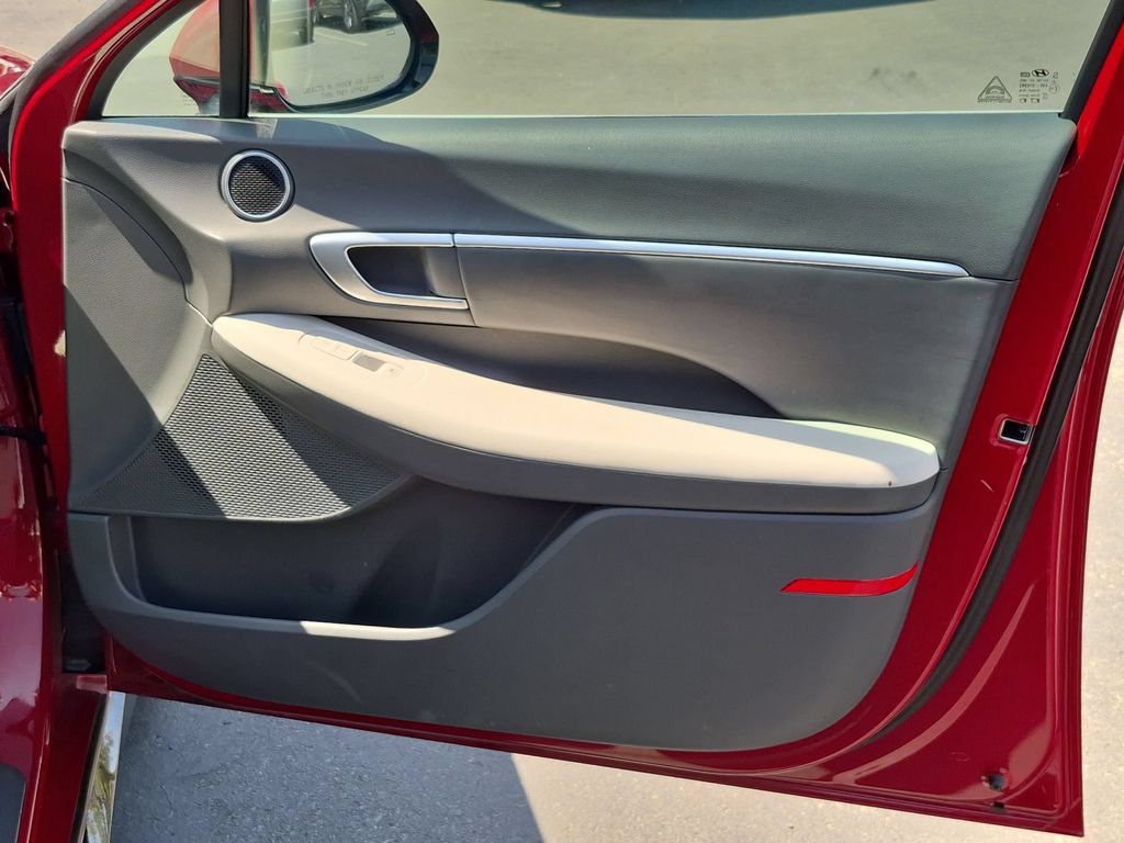 Used 2025 Hyundai Sonata SEL FWD image 34