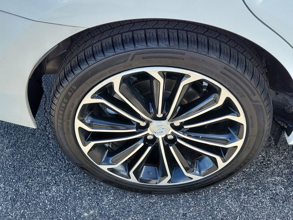 Used 2016 Toyota Corolla S image 7