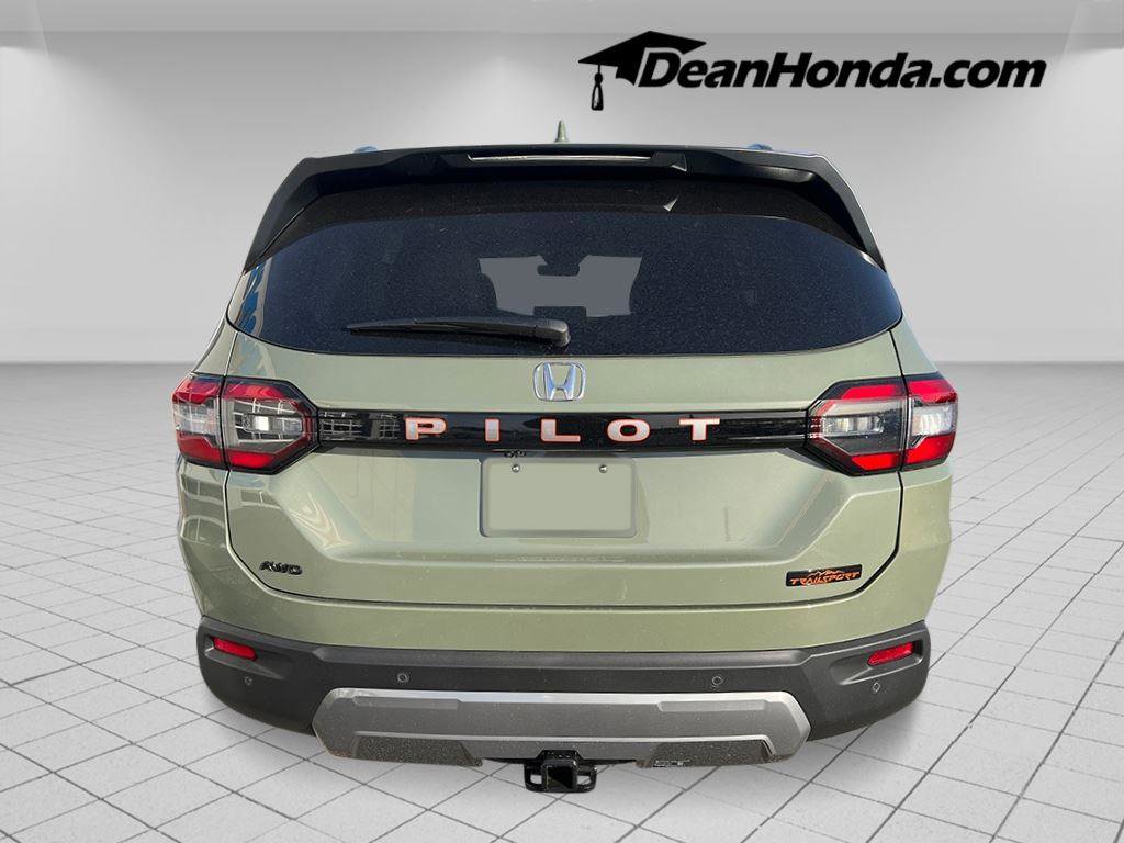New 2026 Honda Pilot TrailSport image 4