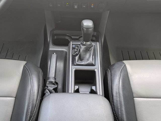 Used 2022 Toyota Tacoma TRD Off-Road w/ Technology Package RWD image 19