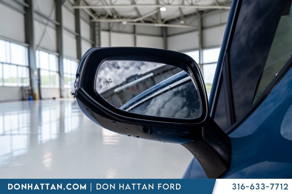 Used 2024 Toyota RAV4 SE image 24