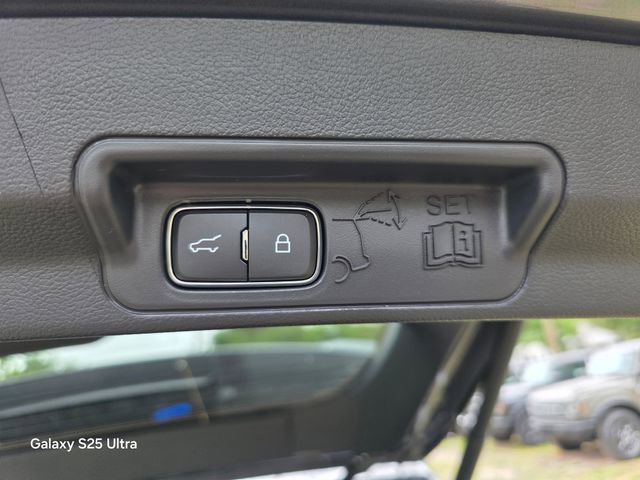 New 2026 Ford Explorer Platinum image 33