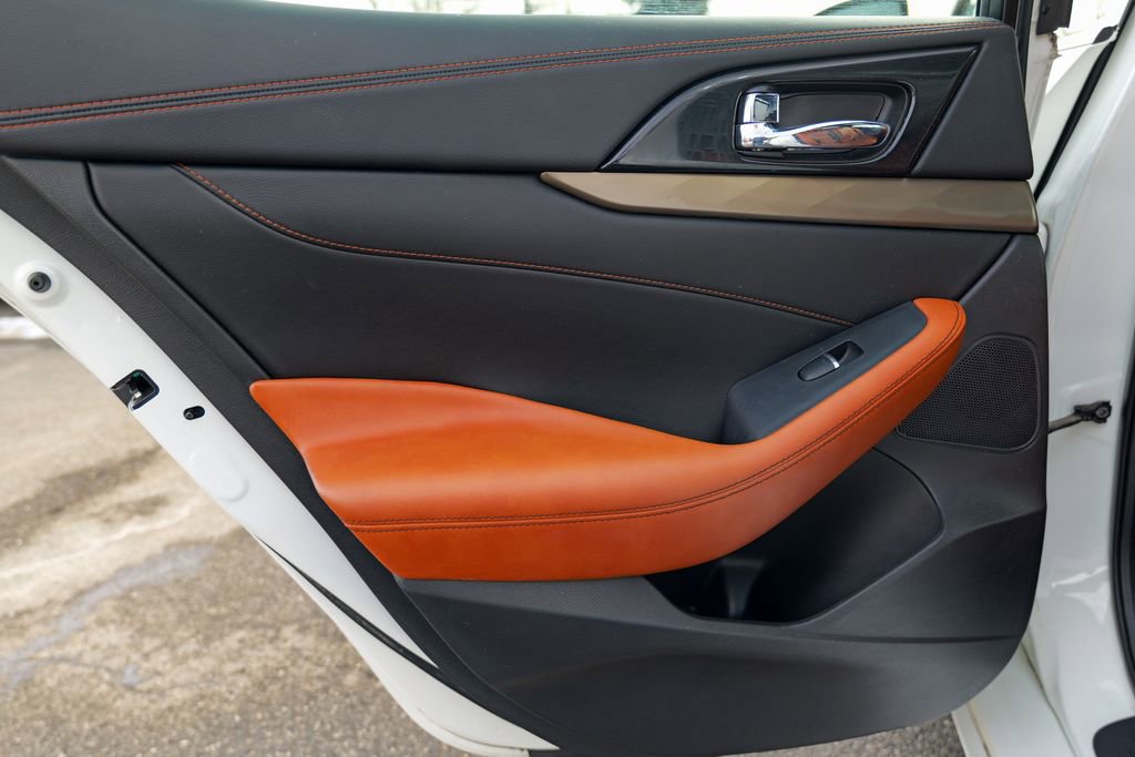 Used 2019 Nissan Maxima Platinum w/ Reserve Package image 25