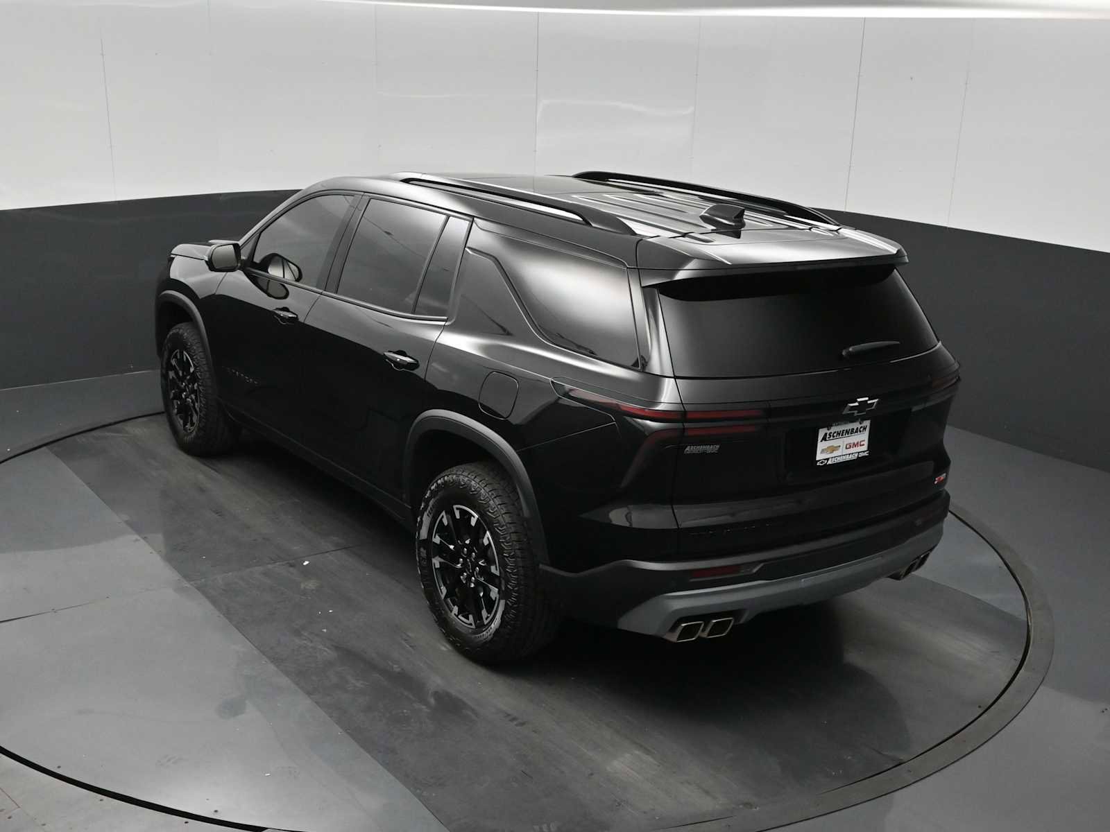 Used 2024 Chevrolet Traverse Z71 image 14