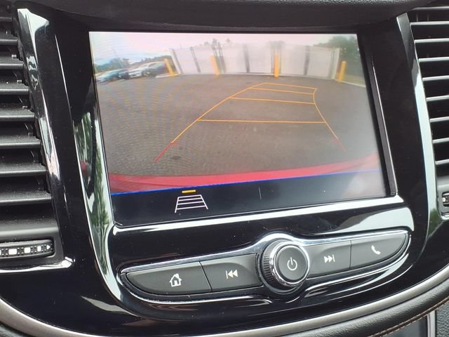 Used 2020 Chevrolet Trax LT w/ Driver Confidence Package AWD/4WD image 22