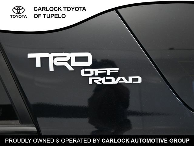 Used 2020 Toyota 4Runner TRD Off-Road AWD/4WD image 34