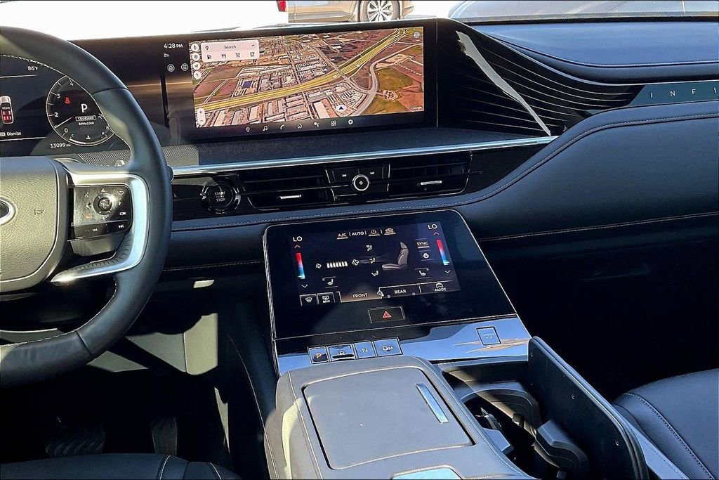 Certified 2025 INFINITI QX80 Pure image 8