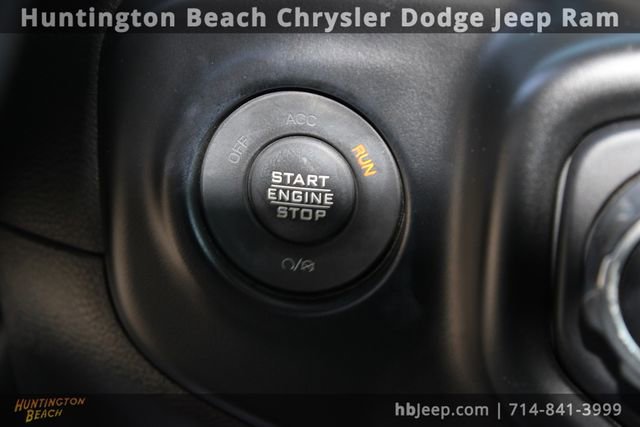 Used 2022 Jeep Gladiator Willys image 24