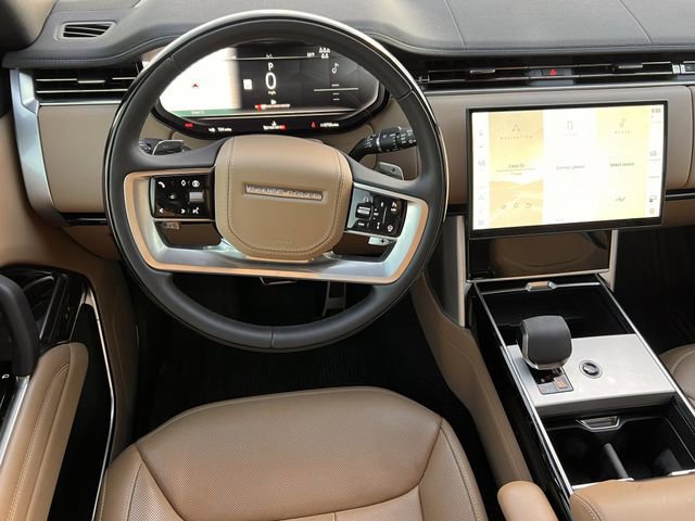 Used 2025 Land Rover Range Rover Long Wheelbase SE image 10