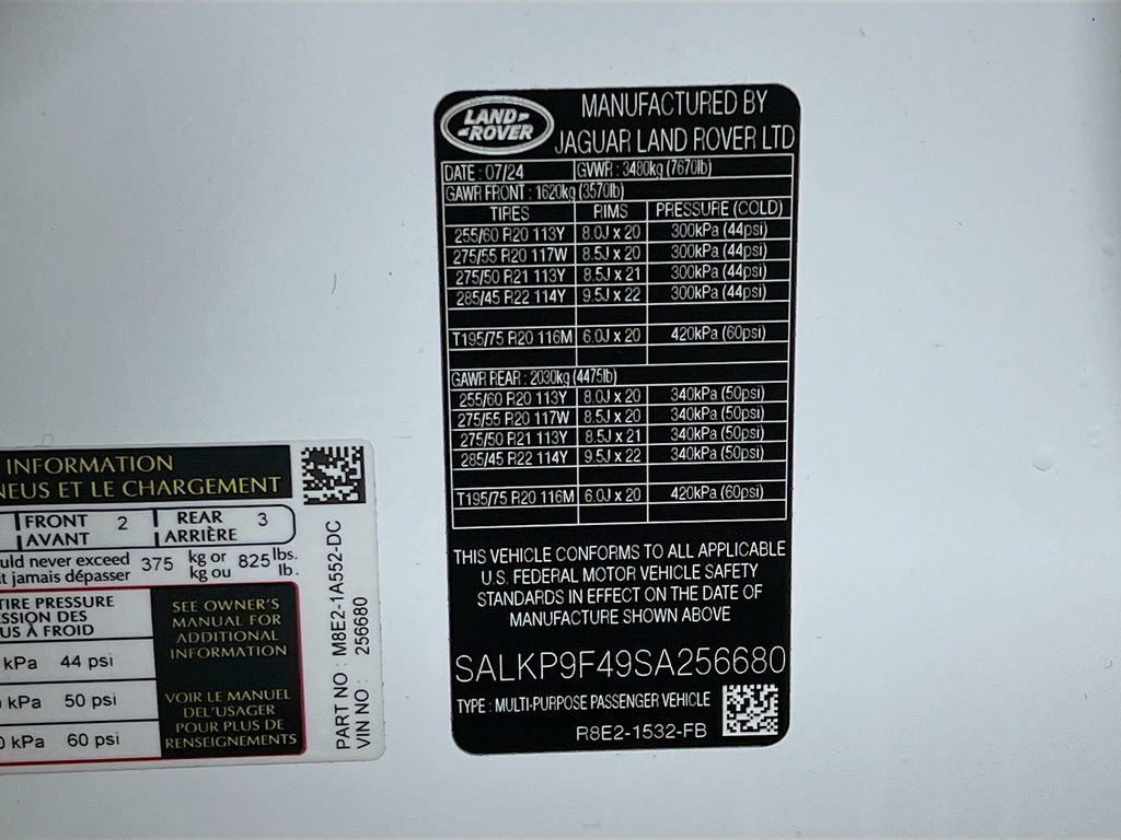 Used 2025 Land Rover Range Rover SE AWD/4WD image 34