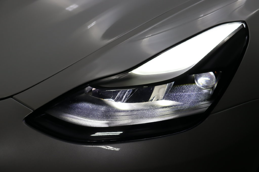 Used 2023 Tesla Model 3 Standard Range RWD image 4