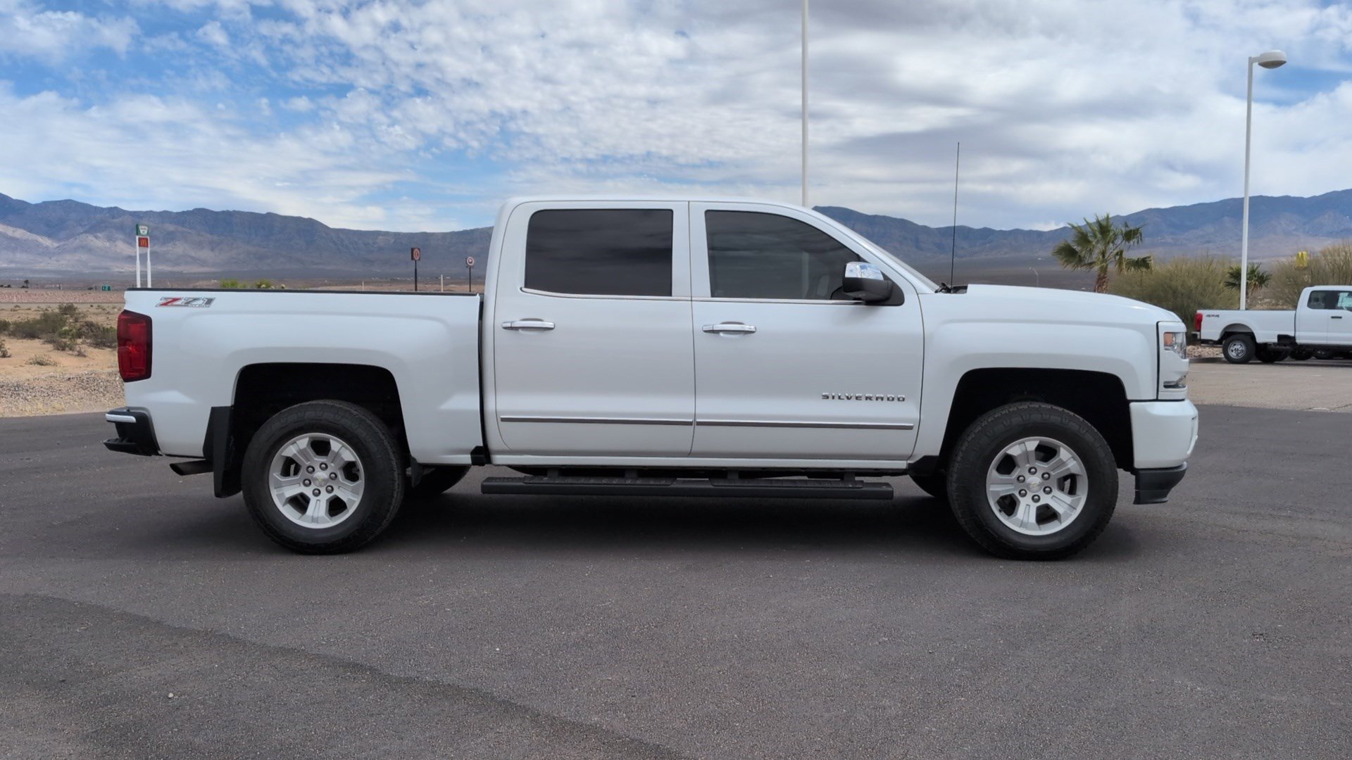 Used 2016 Chevrolet Silverado 1500 LTZ Z71 w/ LTZ Plus Package AWD/4WD image 2