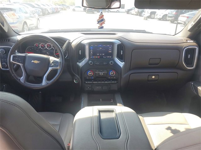 Used 2021 Chevrolet Silverado 3500 LTZ w/ LTZ Convenience Package image 13