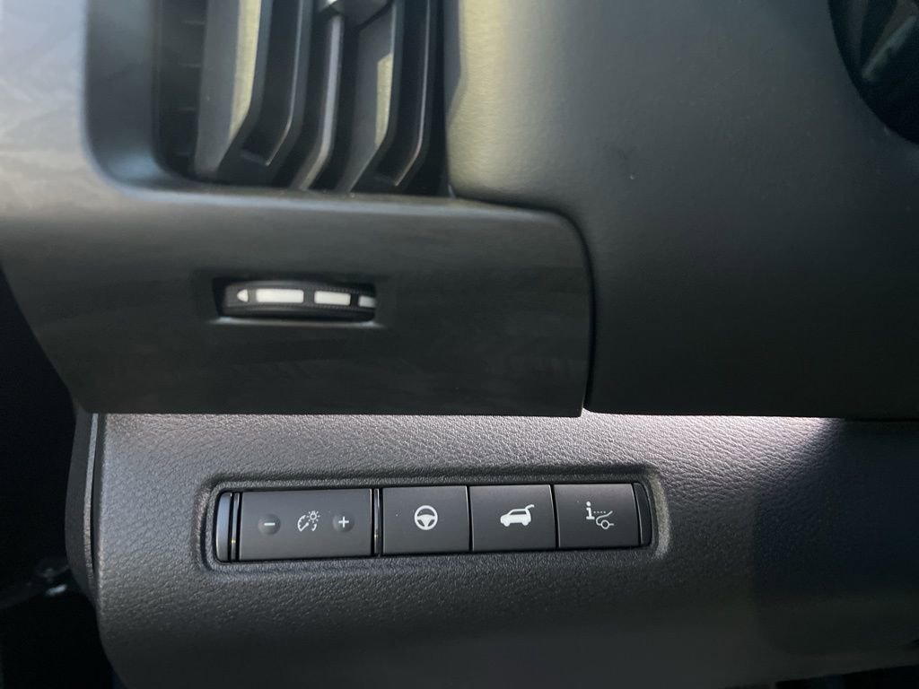 New 2026 Nissan Pathfinder Platinum image 48