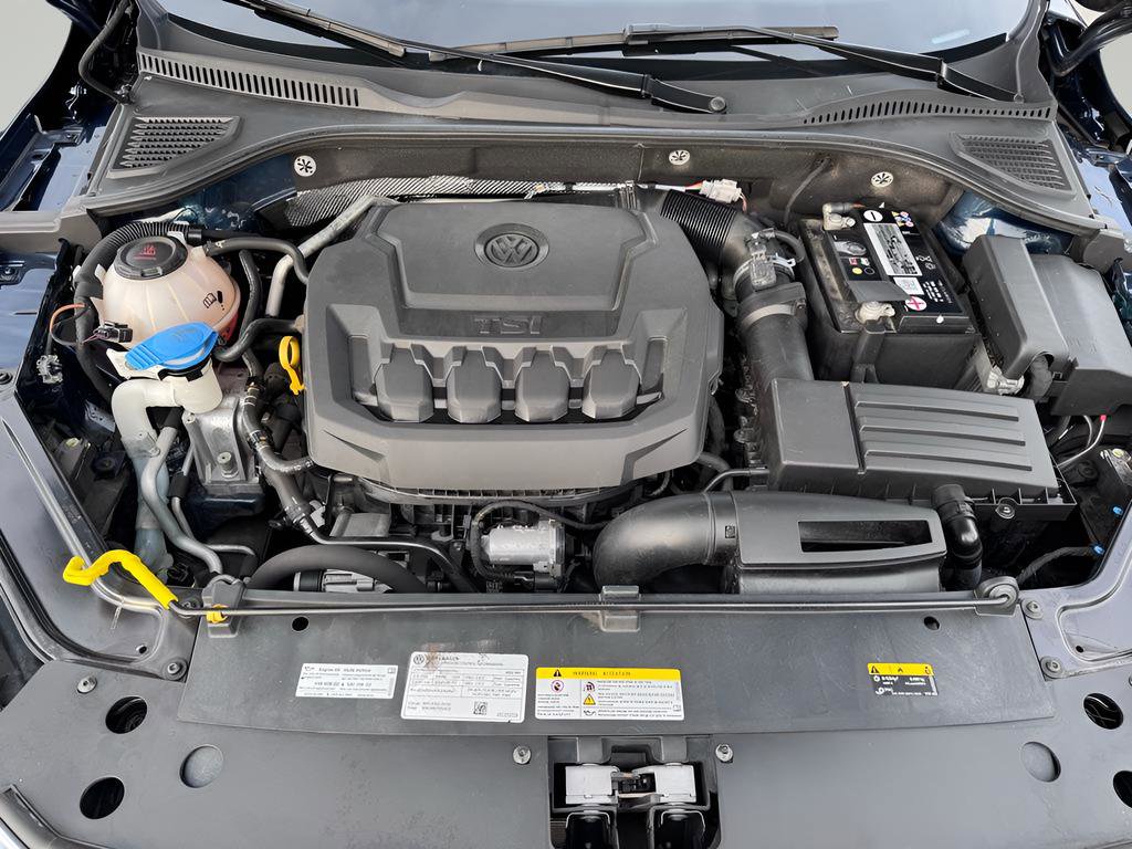 Used 2022 Volkswagen Passat 2.0T R-Line image 9