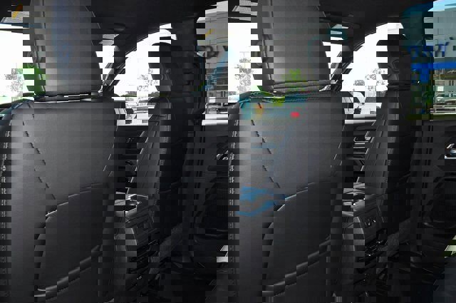 New 2025 Chevrolet Silverado EV LT image 12