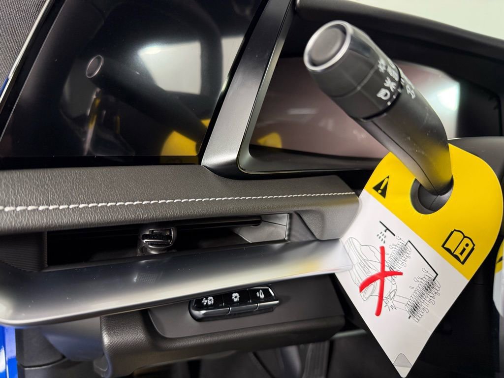 New 2026 Chevrolet Corvette E-Ray image 19