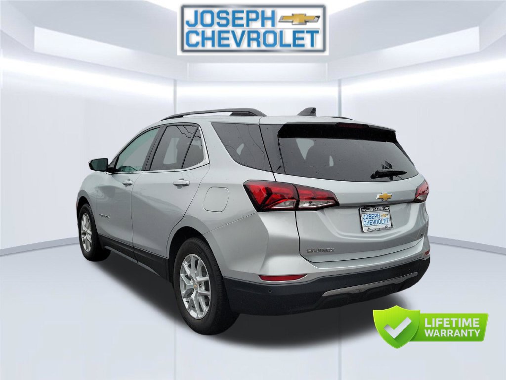 Used 2022 Chevrolet Equinox LT FWD image 4