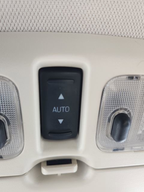 Used 2012 Ford Escape Limited image 31