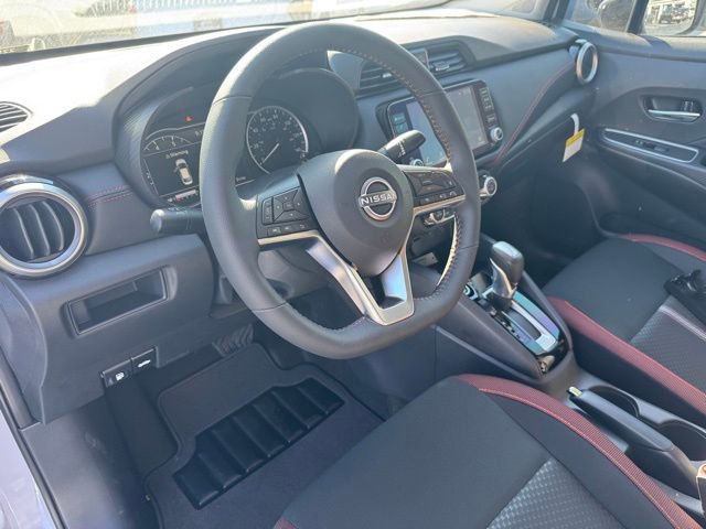 New 2025 Nissan Versa SR w/ Trunk Package image 15
