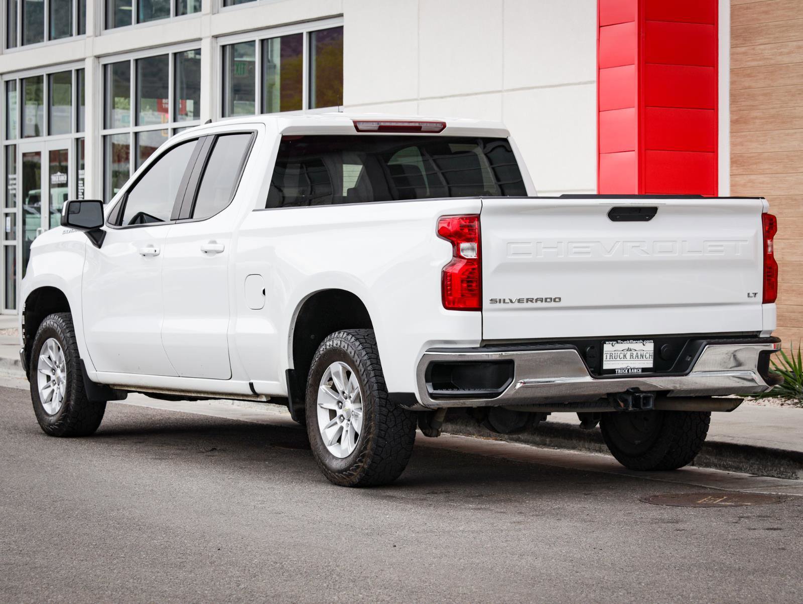 Used 2021 Chevrolet Silverado 1500 LT w/ Bed Protection Package image 5