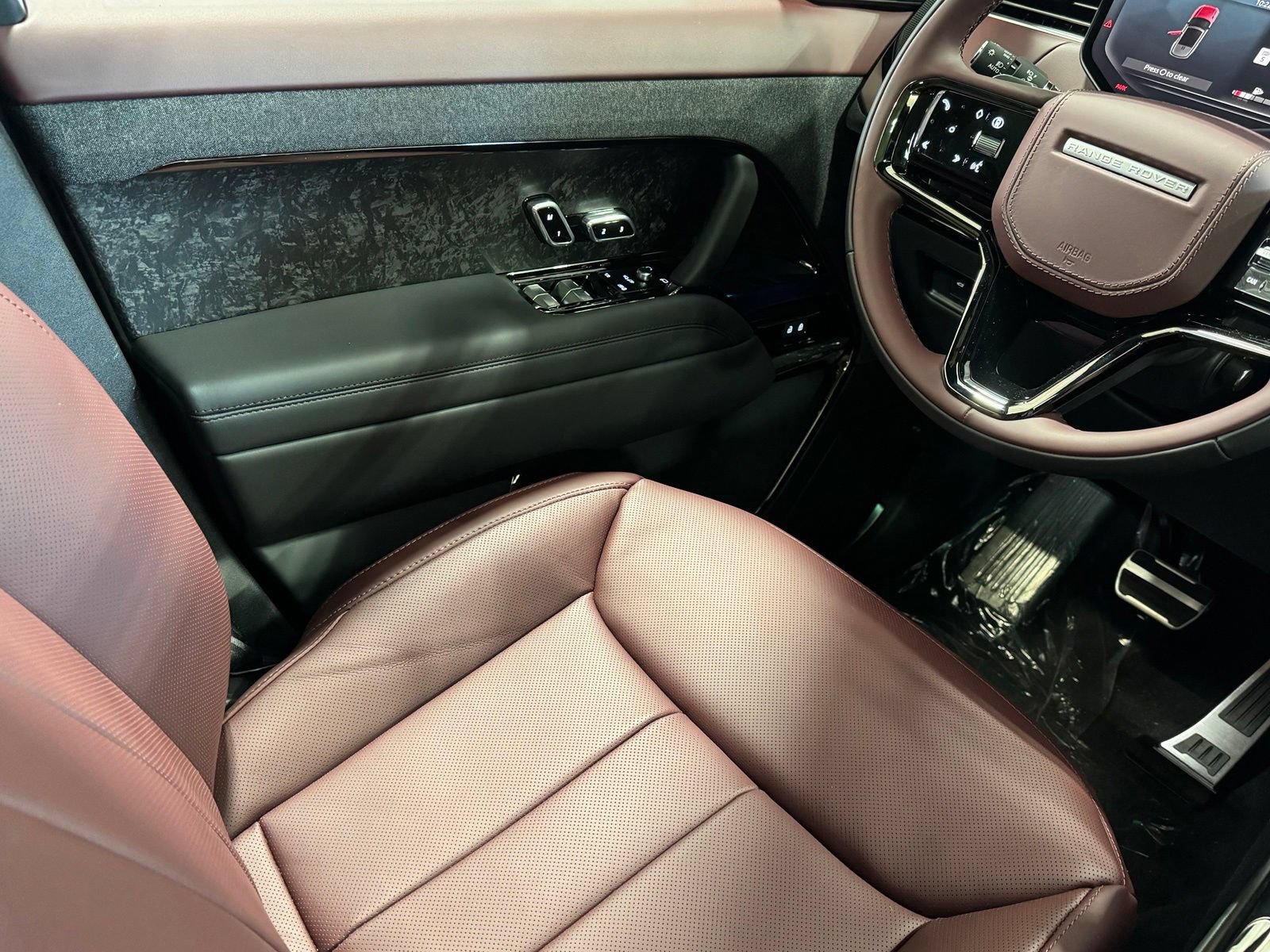 New 2026 Land Rover Range Rover Sport Dynamic SE AWD/4WD image 36
