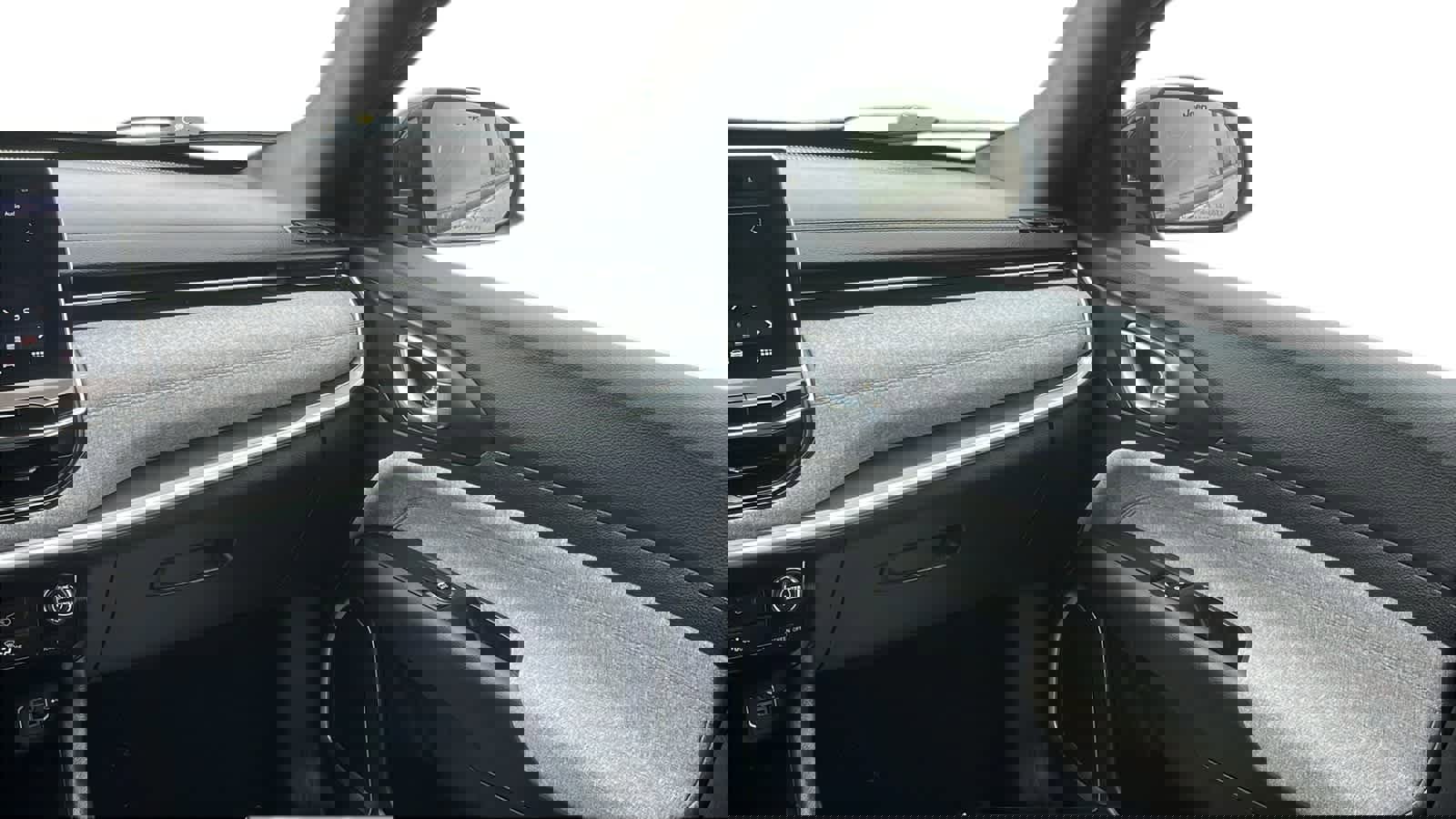 Certified 2024 Jeep Compass Latitude image 23