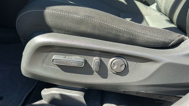 Used 2024 Honda CR-V EX image 10