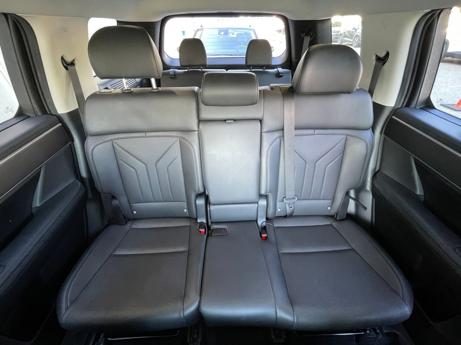 Used 2025 Hyundai Santa Fe SEL image 40