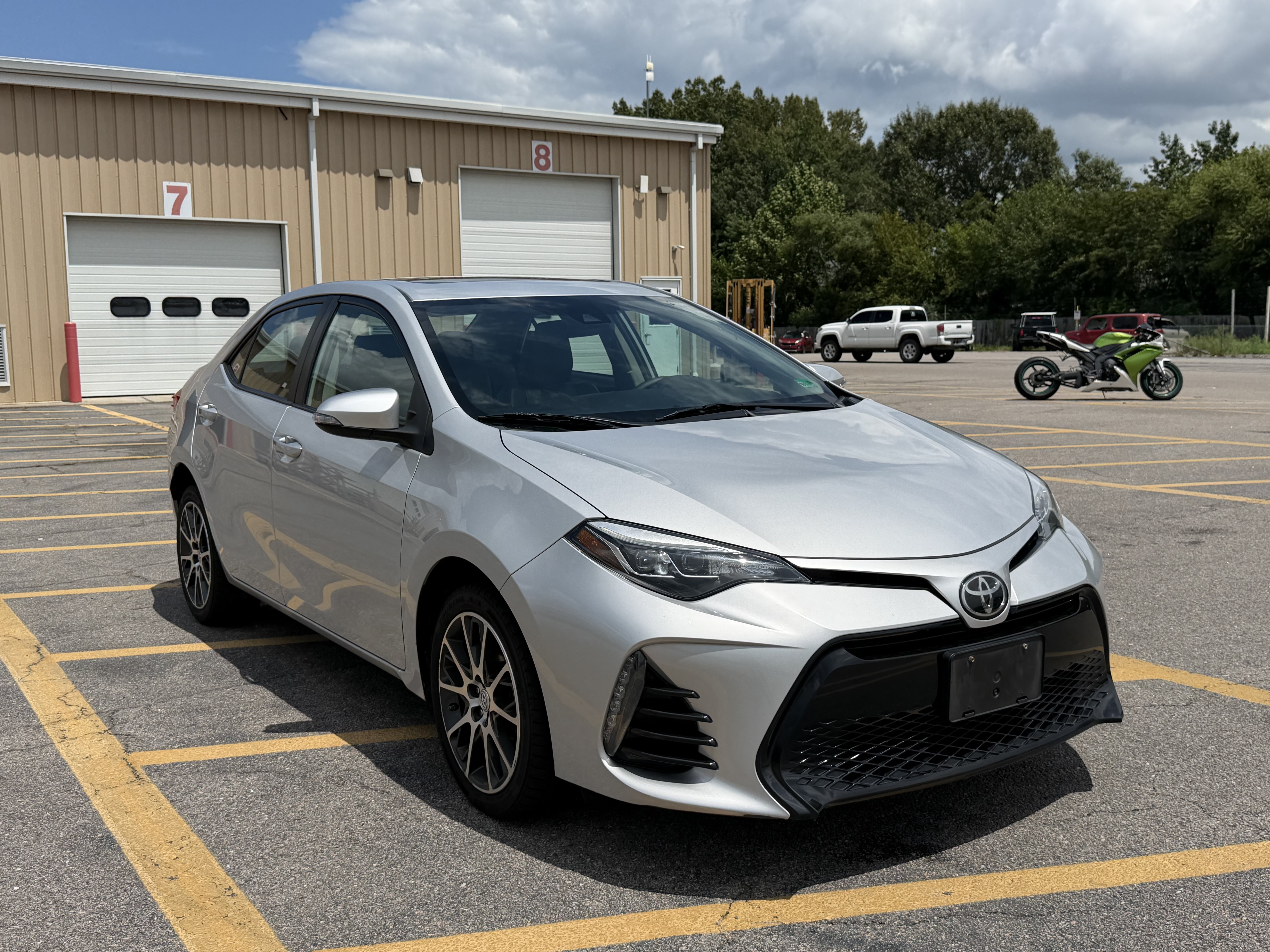 Used 2017 Toyota Corolla SE 50th Anniversary FWD image 3